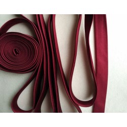 Lacet / ruban satiné :...