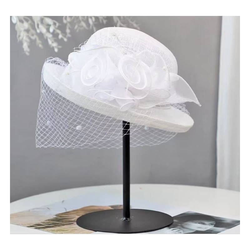 Chapeau : blanc