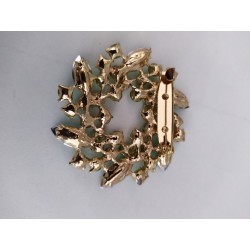 Broche doré