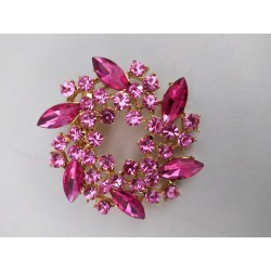 Broche doré