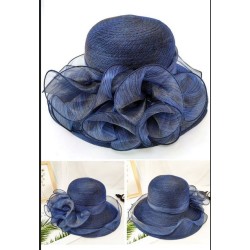Chapeau : bleu marine