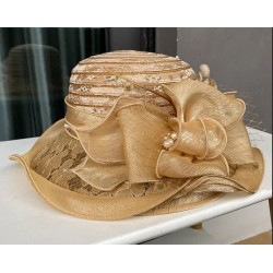 Chapeau : doré