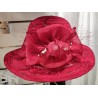 Chapeau : bordeaux